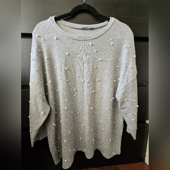 Zara Grey Pearl Sweater - Picture 1 of 3
